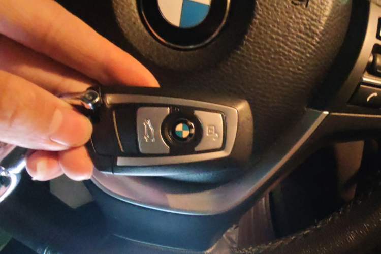 Used BMW X4 2016 xDrive20i M Sport Edition Vehicle Key