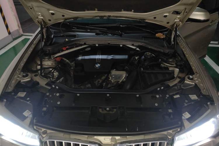 Used BMW X4 2016 xDrive20i M Sport Edition Engine Bay
