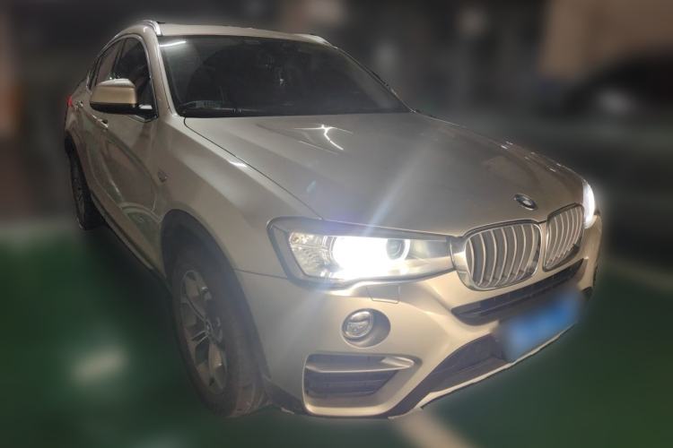 Used BMW X4 2016 xDrive20i M Sport Edition Front Right 45 Deg