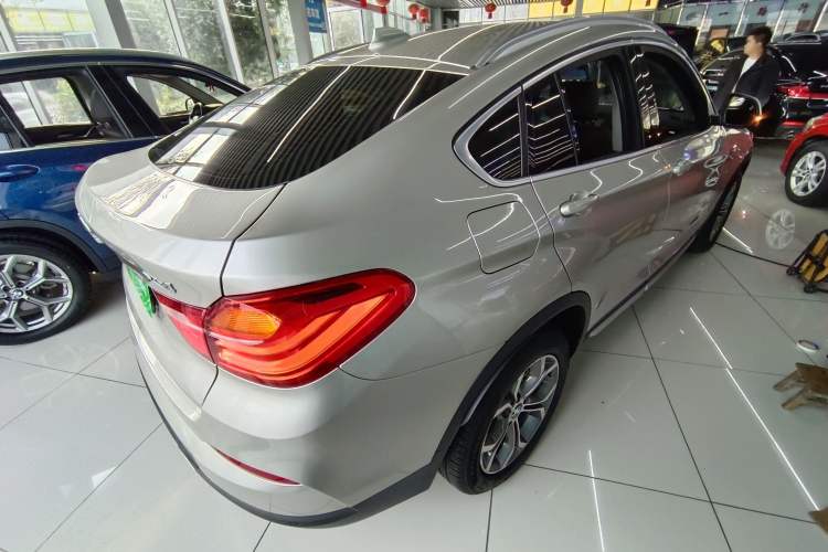Used BMW X4 2016 xDrive20i M Sport Edition Rear Right 45 Deg