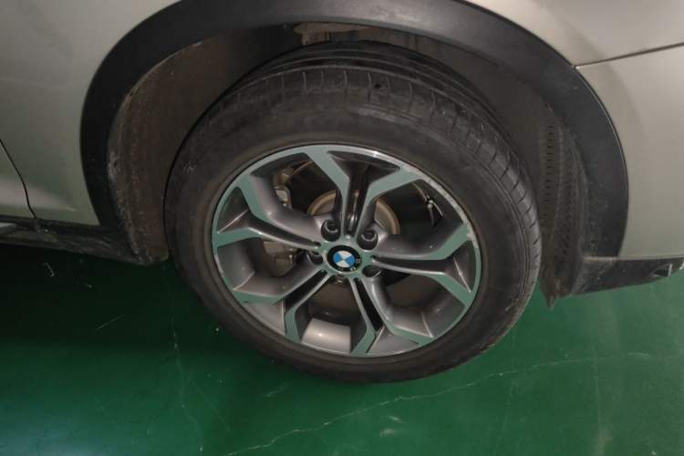 Used BMW X4 2016 xDrive20i M Sport Edition Right Front Wheel Hub