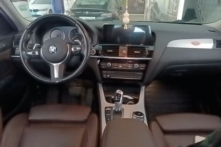 Used BMW X4 2016 xDrive20i M Sport Edition Center Console