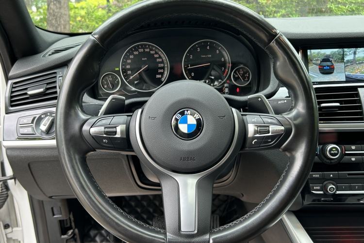 Used BMW X4 2016 xDrive20i M Sport Edition Interior 2