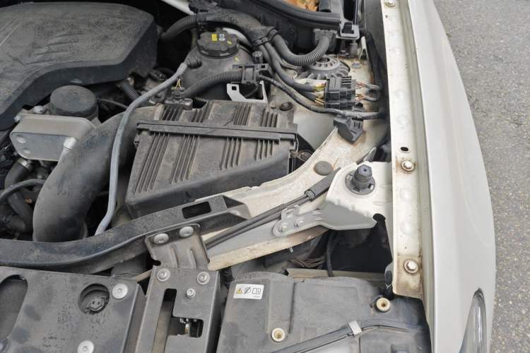Used BMW X4 2016 xDrive20i M Sport Edition Engine Bay Left
