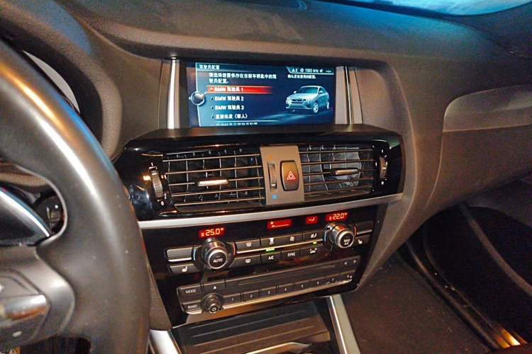 Used BMW X4 2016 xDrive20i M Sport Edition Audio And AC Panel