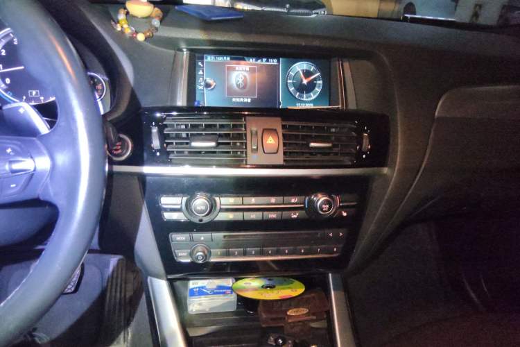 Used BMW X4 2016 xDrive20i M Sport Edition Audio And AC Panel