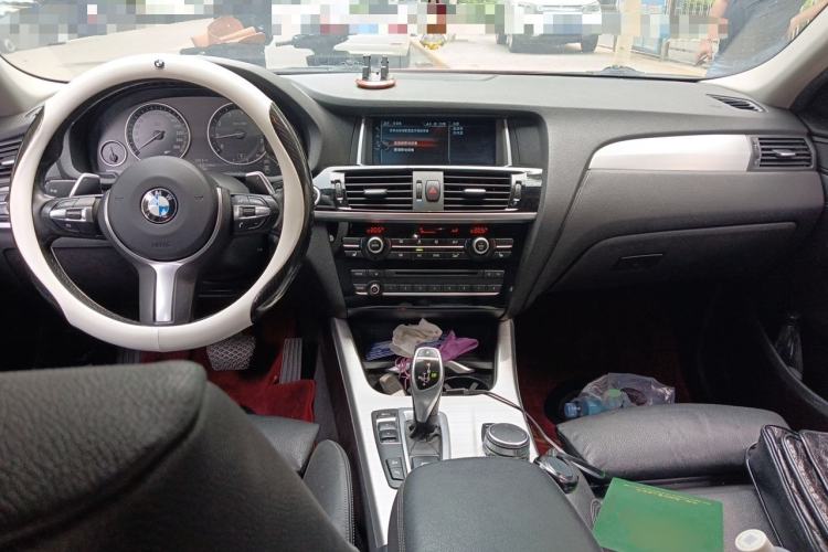 Used BMW X4 2016 xDrive20i M Sport Edition Center Console