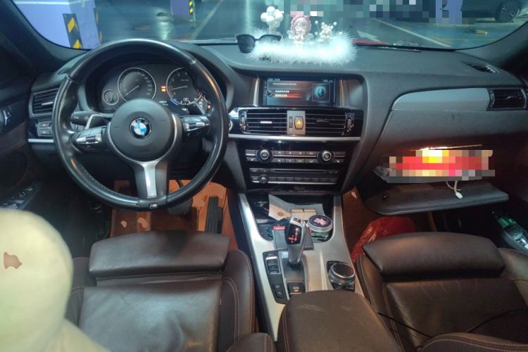 Used BMW X4 2016 xDrive20i M Sport Edition Center Console