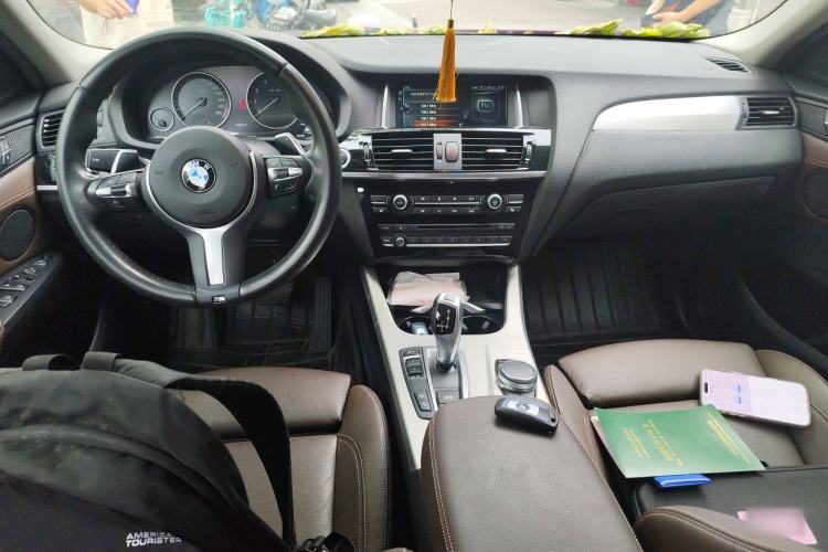 Used BMW X4 2016 xDrive20i M Sport Edition Center Console
