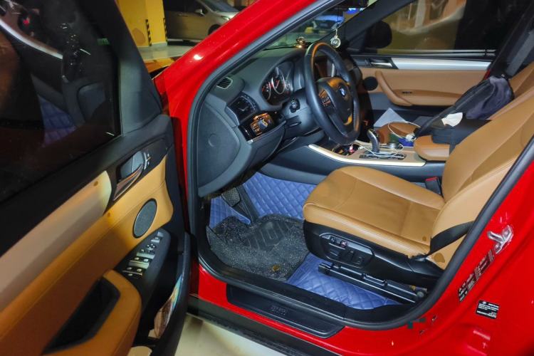Used BMW X4  Driver Seat