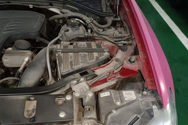 Used BMW X4 2016 xDrive20i M Sport Edition Engine Bay Left