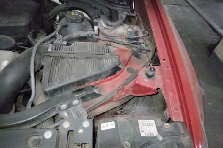 Used BMW X4 2016 xDrive20i M Sport Edition Engine Bay Left