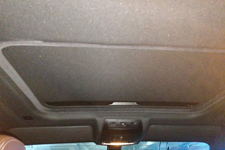 Used BMW X4 2016 xDrive20i M Sport Edition Headliner