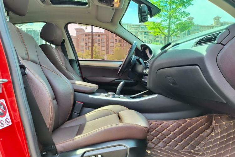Used BMW X4 2016 xDrive20i M Sport Edition Interior 4