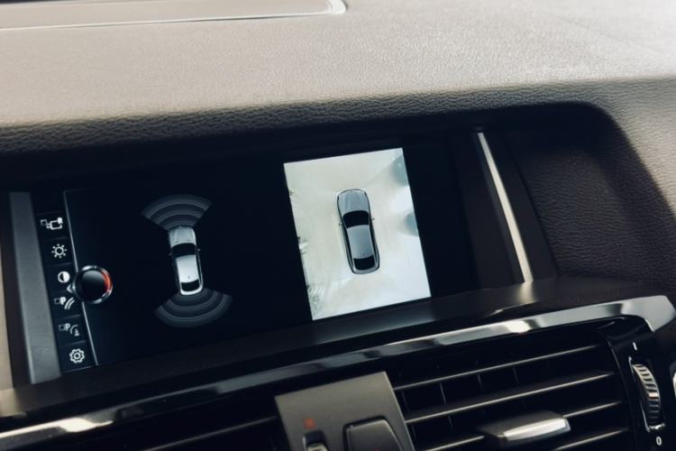Used BMW X4 2016 xDrive20i M Sport Edition Interior 8
