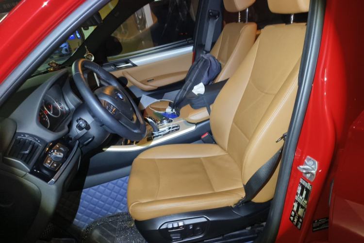 Used BMW X4  Left Front Seat