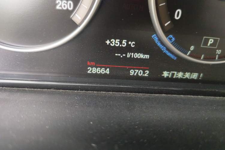 Used BMW X4 2016 xDrive20i M Sport Edition Odometer Close Up