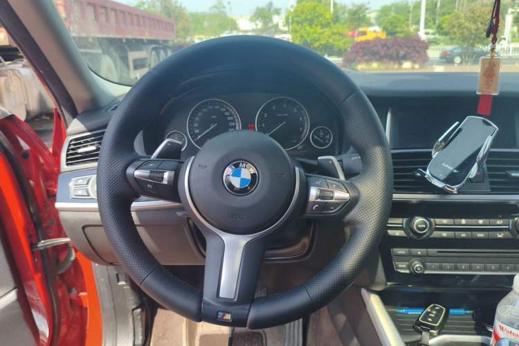 Used BMW X4 2016 xDrive20i M Sport Edition Steering Wheel