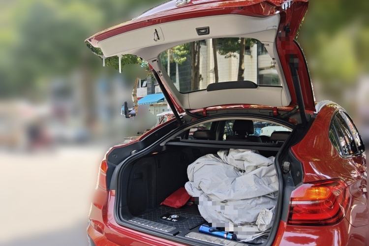 Used BMW X4 2016 xDrive20i M Sport Edition Trunk