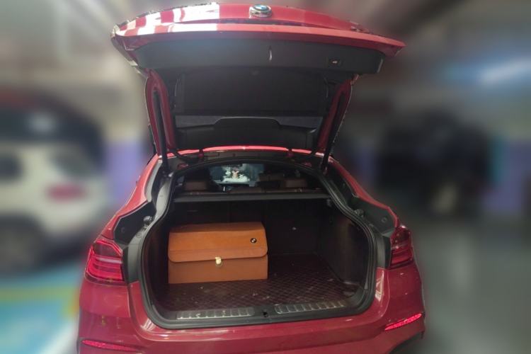 Used BMW X4 2016 xDrive20i M Sport Edition Trunk
