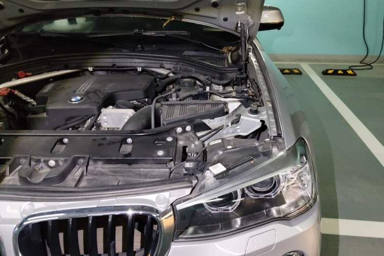 Used BMW X4 2016 xDrive20i M Sport Edition Engine Bay Left