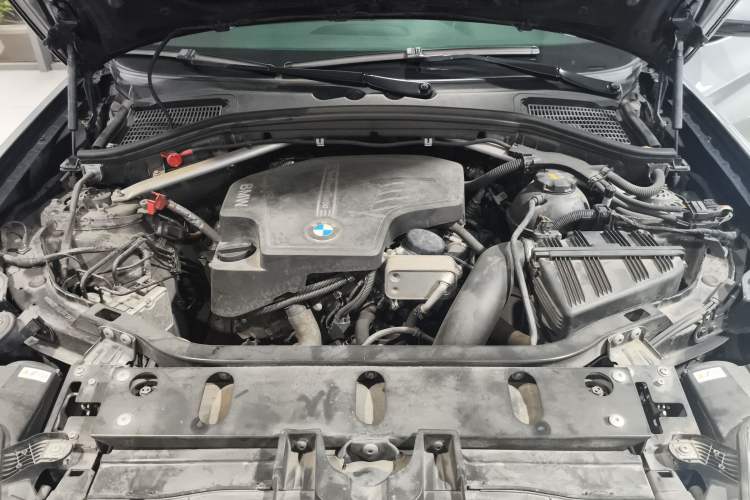 Used BMW X4 2016 xDrive20i M Sport Edition Engine Bay