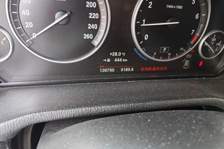 Used BMW X4 2016 xDrive20i M Sport Edition Odometer Close Up