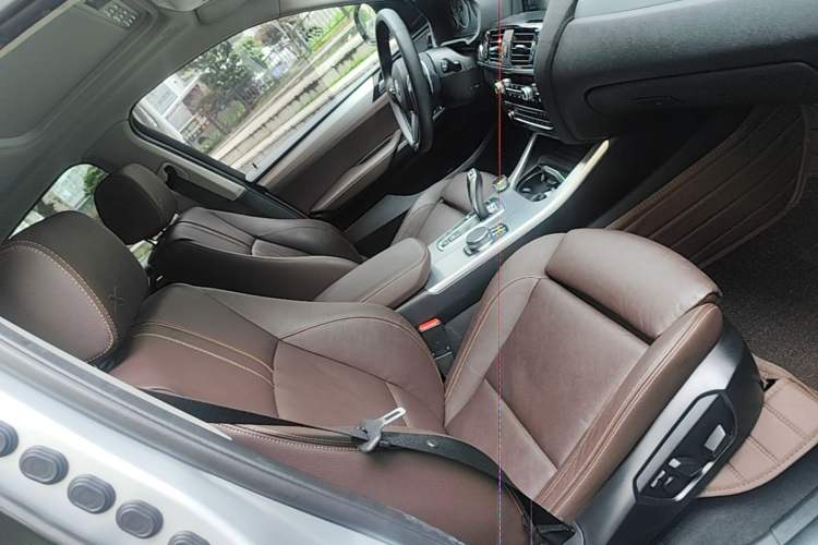 Used BMW X4 2016 xDrive20i M Sport Edition Right Front Seat