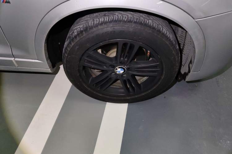 Used BMW X4 2016 xDrive20i M Sport Edition Right Front Wheel Hub