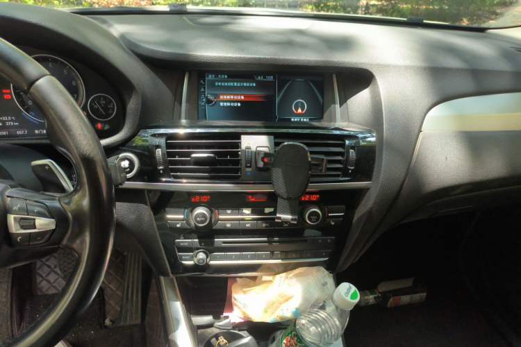 Used BMW X4 2016 xDrive20i M Sport Edition Audio And AC Panel