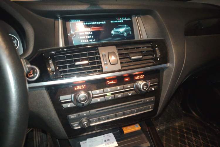 Used BMW X4 2016 xDrive20i M Sport Edition Audio And AC Panel