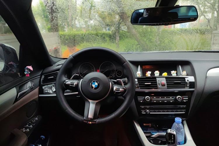 Used BMW X4 2016 xDrive20i M Sport Edition Center Console
