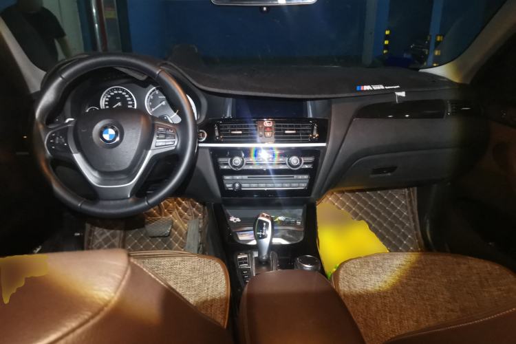 Used BMW X4 2016 xDrive20i M Sport Edition Center Console