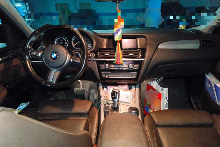 Used BMW X4 2016 xDrive20i M Sport Edition Center Console
