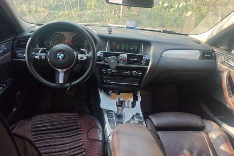 Used BMW X4 2016 xDrive20i M Sport Edition Center Console
