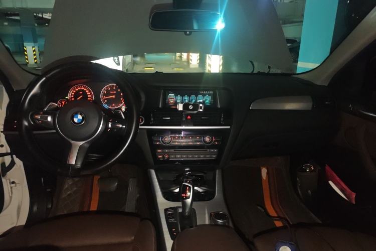 Used BMW X4 2016 xDrive20i M Sport Edition Center Console