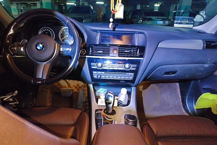 Used BMW X4 2016 xDrive20i M Sport Edition Center Console