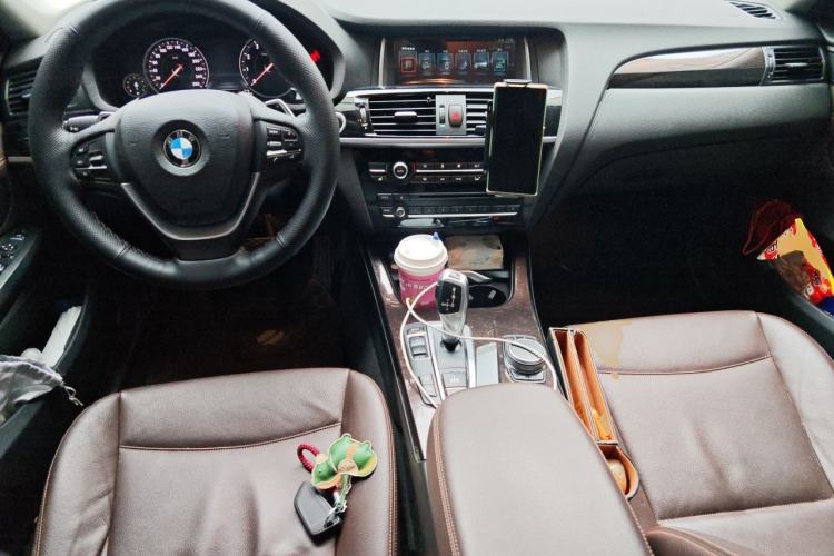 Used BMW X4 2016 xDrive20i M Sport Edition Center Console