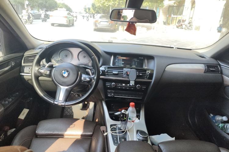 Used BMW X4 2016 xDrive20i M Sport Edition Center Console