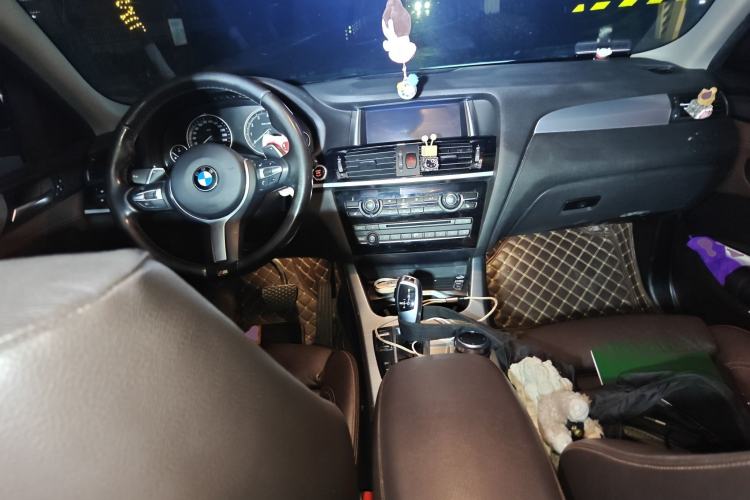 Used BMW X4 2016 xDrive20i M Sport Edition Center Console