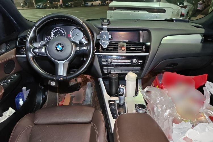 Used BMW X4 2016 xDrive20i M Sport Edition Center Console