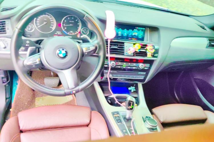 Used BMW X4 2016 xDrive20i M Sport Edition Center Console