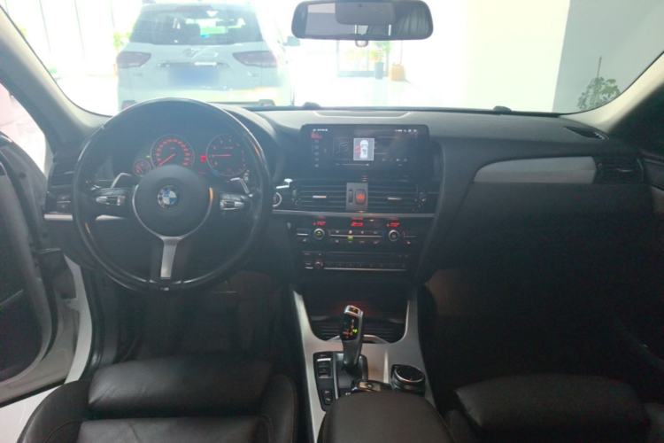 Used BMW X4 2016 xDrive20i M Sport Edition Center Console