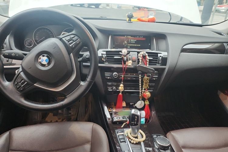Used BMW X4 2016 xDrive20i M Sport Edition Center Console