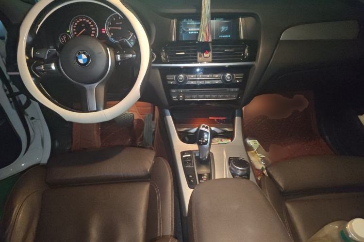 Used BMW X4 2016 xDrive20i M Sport Edition Center Console