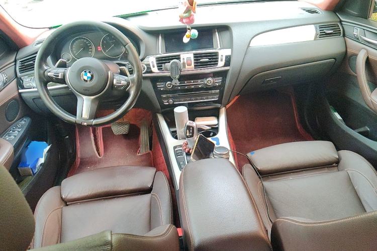 Used BMW X4 2016 xDrive20i M Sport Edition Center Console