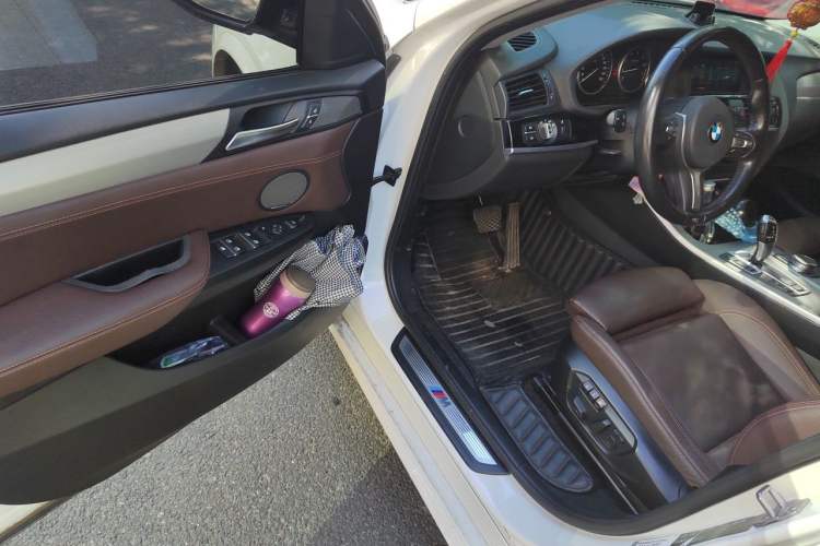 Used BMW X4 2016 xDrive20i M Sport Edition Driver Seat