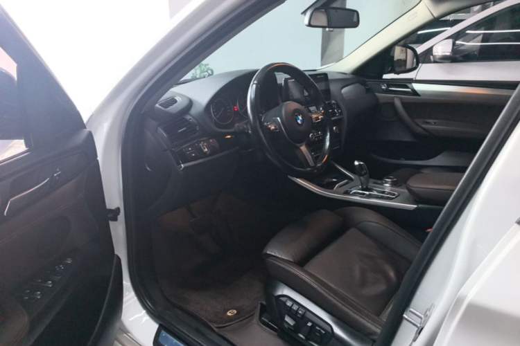 Used BMW X4 2016 xDrive20i M Sport Edition Driver Seat