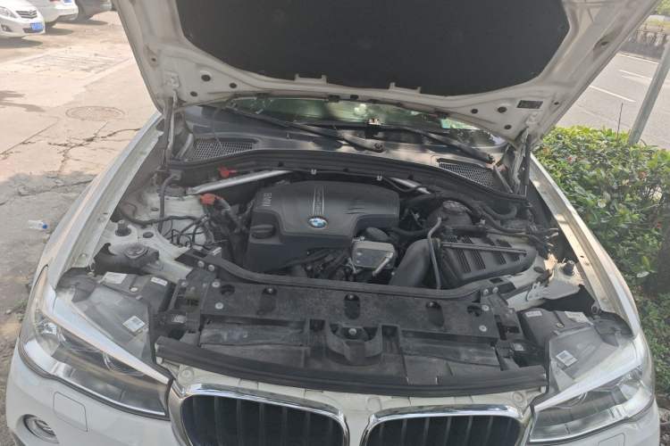 Used BMW X4 2016 xDrive20i M Sport Edition Engine Bay