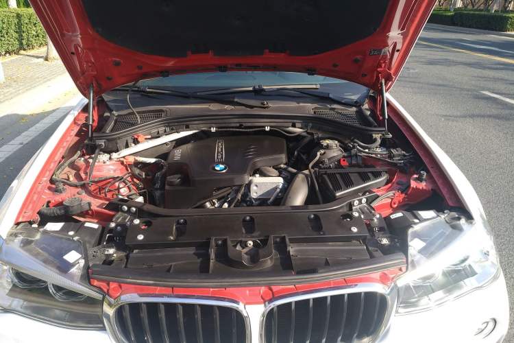 Used BMW X4 2016 xDrive20i M Sport Edition Engine Bay